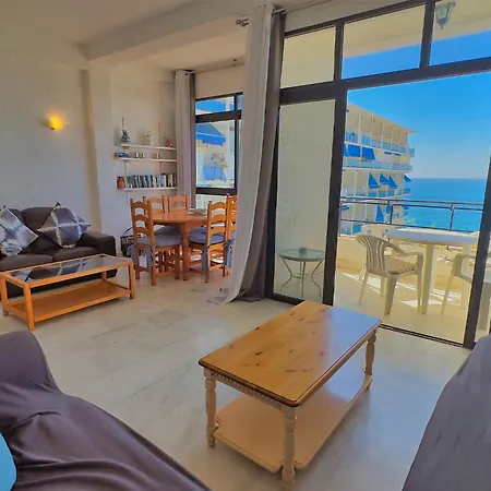Apartment Skol 935 - Cozy 2-bedroom With Amazing Sea Views *